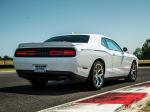 Dodge Challenger SXT 2015 года